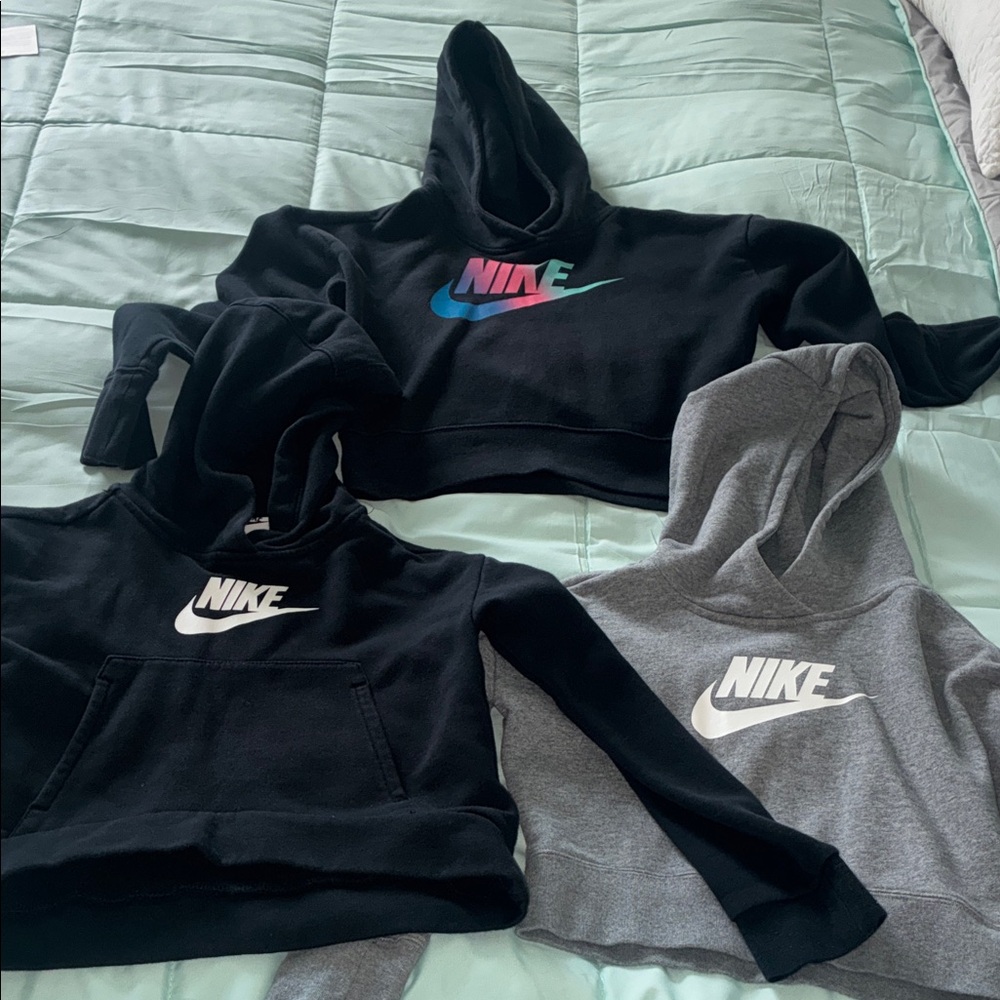 Girls bundle Nike hoodies